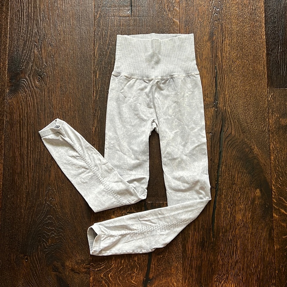 NWOT Free People Movement High-Rise 7/8 Length Good Karma Leggings - Picture 2 of 8